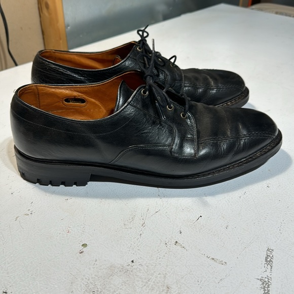 Allen Edmonds Mapleton Shoes - Picture 3 of 10